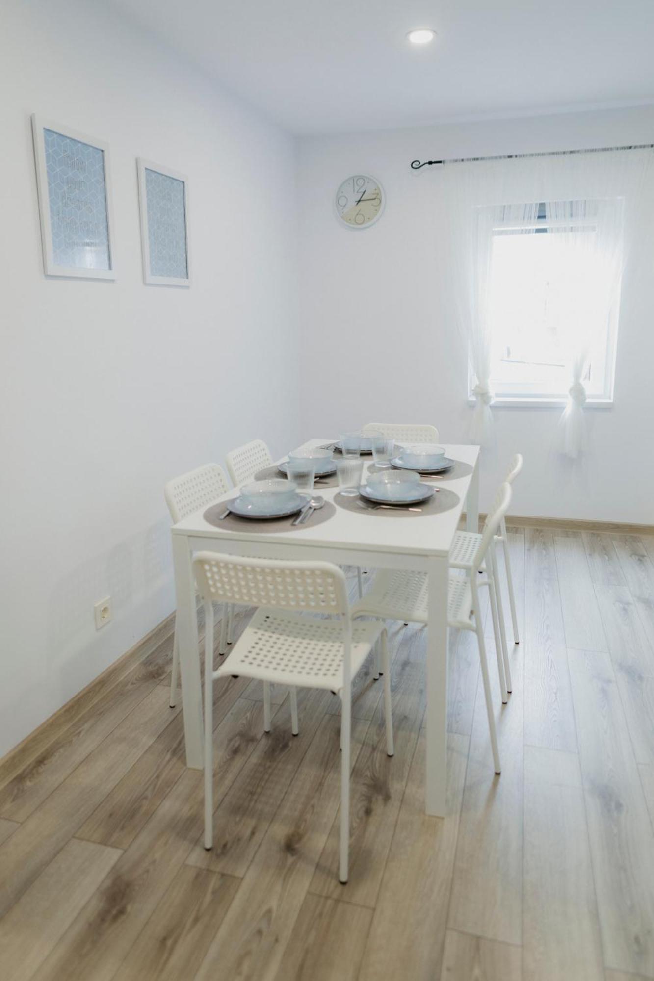 Apart 53 Turda Exterior photo